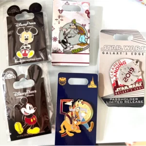 Pins original disney - produto novo, originais dos parques da disney